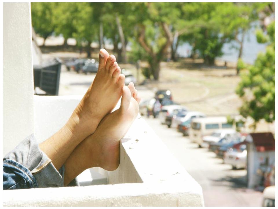 Ways to prevent foot injuries
