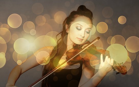 woman playing violin